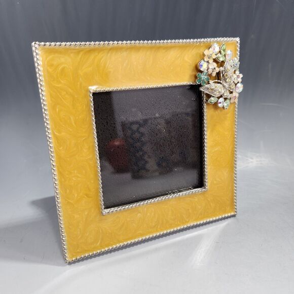 DSG Metal Enamel Frame 4.5/3" Picture Rhinestone Butterfly Flower Bouquet Glitzy - Picture 1 of 5